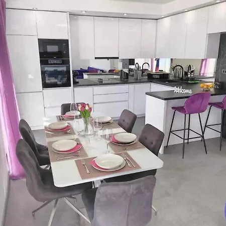 In 39371 Apartment Novi Vinodolski