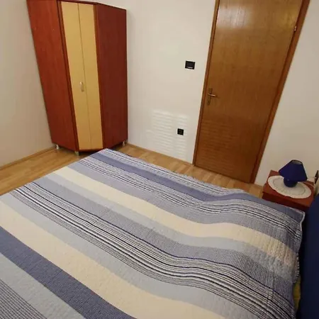 Apartment In 39371