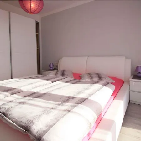 Apartment In 39371 Novi Vinodolski