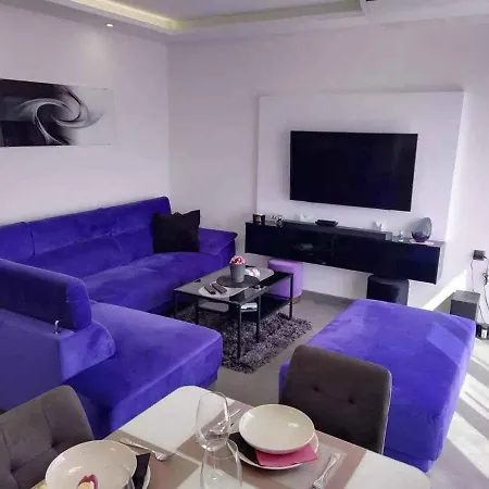 Apartment In 39371
