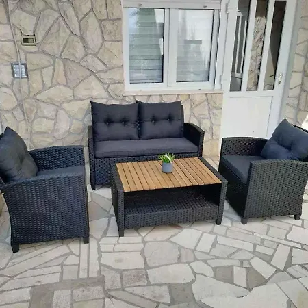 In 39371 Apartment Novi Vinodolski
