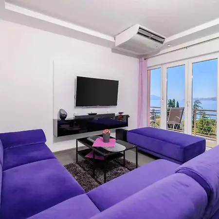 Apartment In 39371
