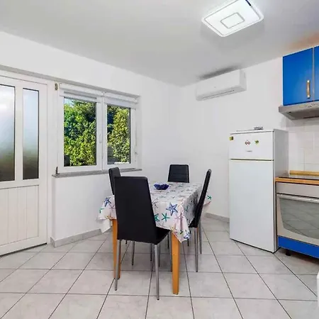 Apartment In 39371