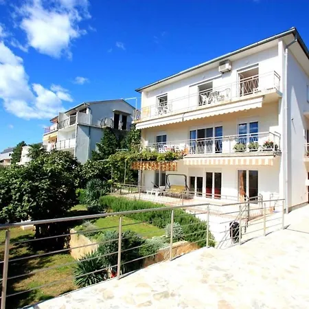 Apartment In 39371