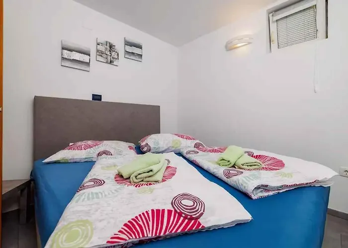 In 39371 * Novi Vinodolski